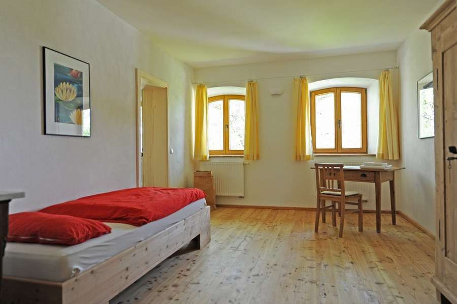 img 06 54ee4584 3d6a3d42